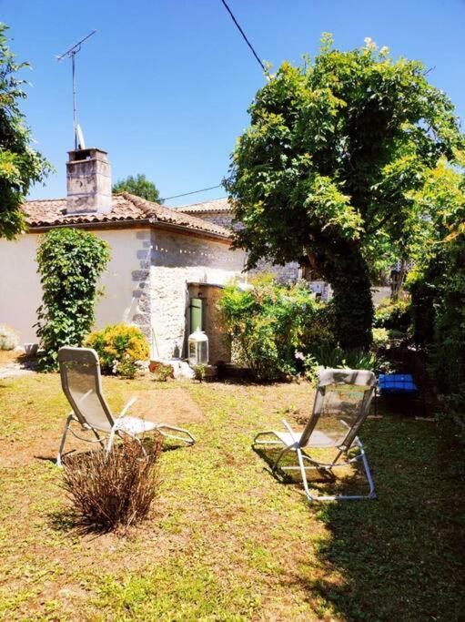 Gite La Petite Longere Septfonds Exteriér fotografie